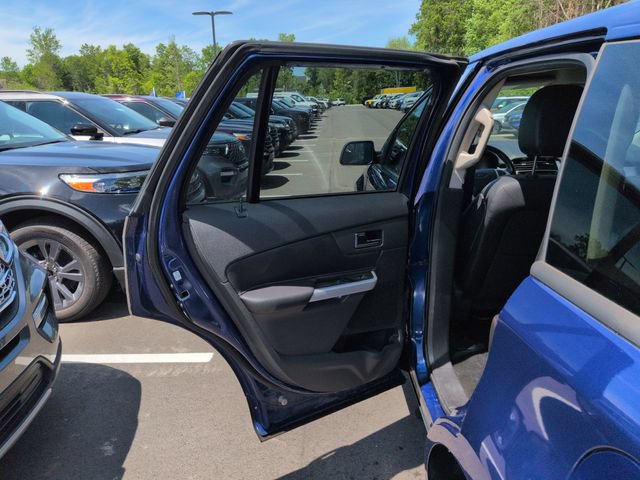 Used 2013 Ford Edge SEL FWD image 23
