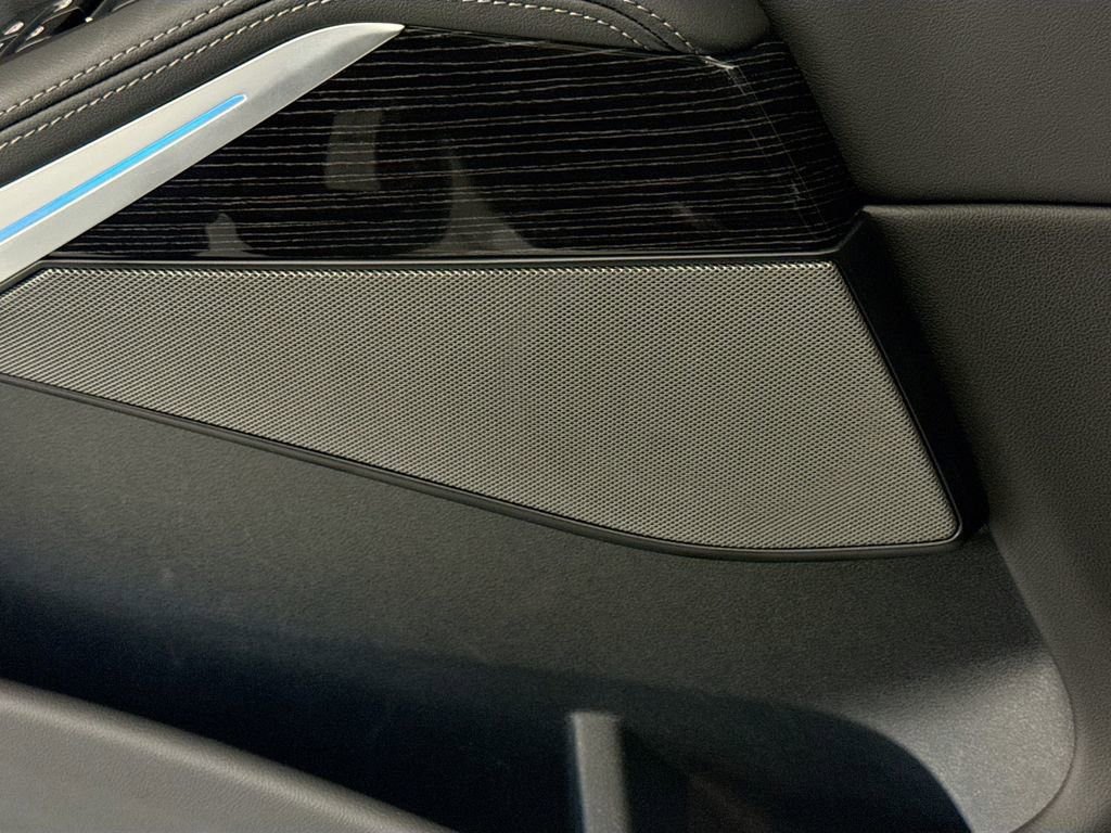 Used 2026 BMW X7 xDrive40i w/ M Sport Package image 18