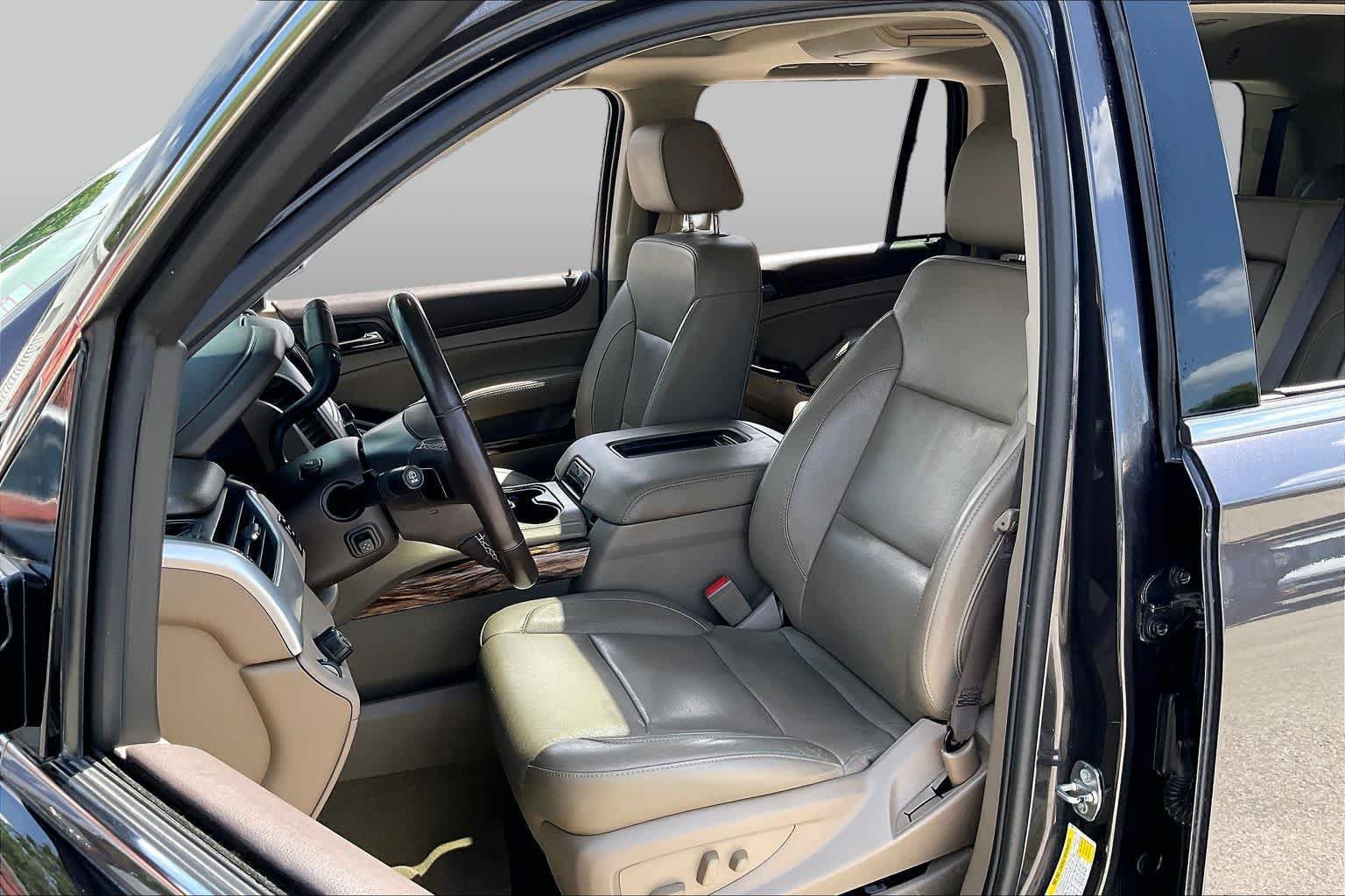 Used 2018 GMC Yukon SLT w/ Premium Edition RWD image 8
