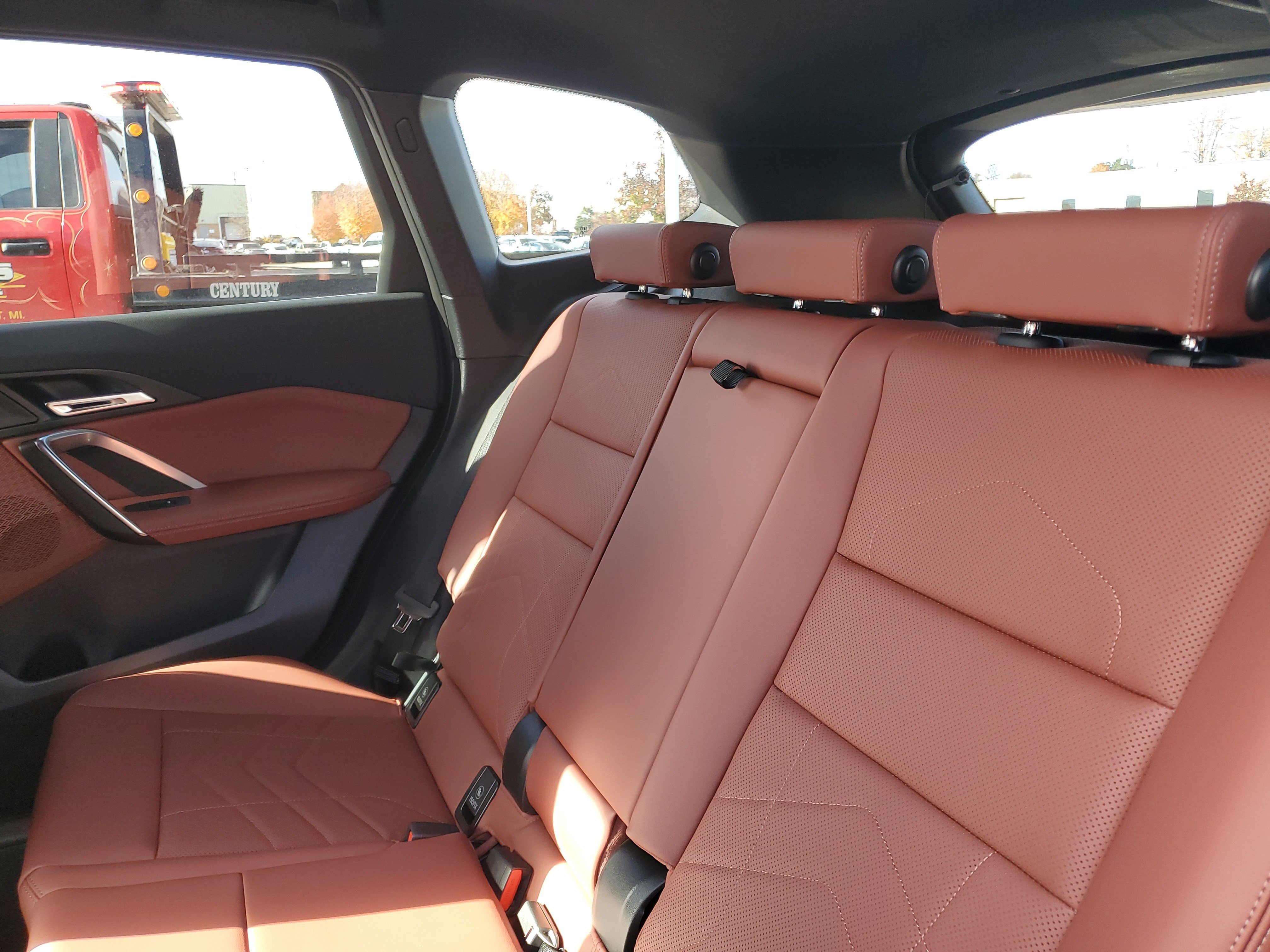 New 2026 BMW X1 xDrive28i w/ Technology Package image 25