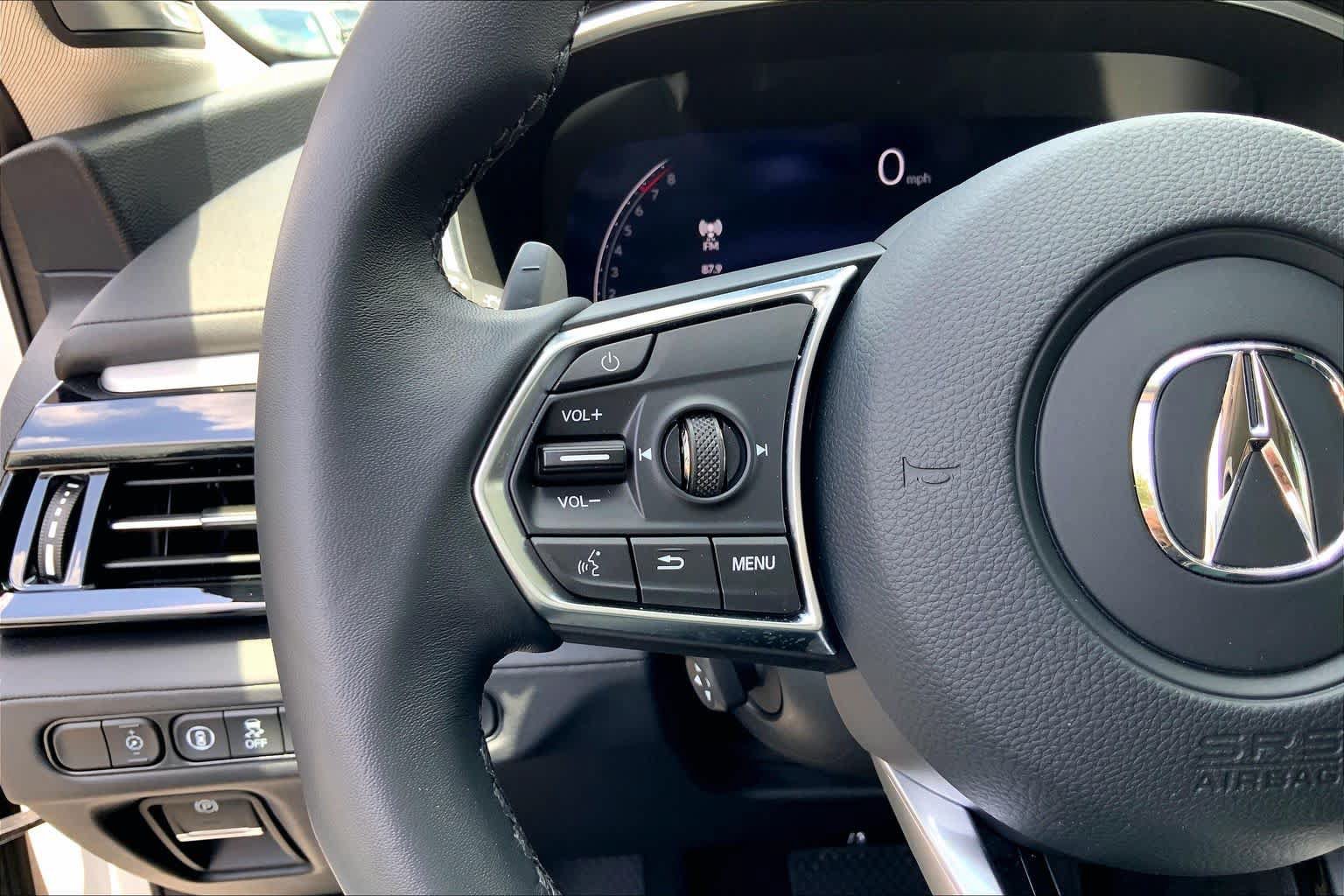 Used 2026 Acura MDX w/ Technology Package FWD image 23