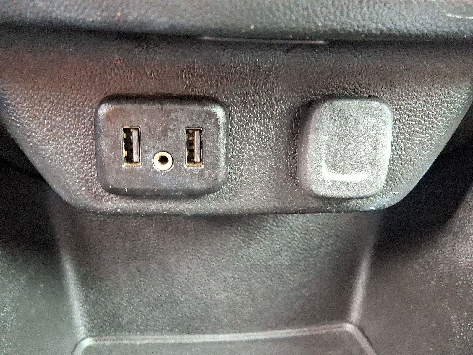 Used 2020 Chevrolet Traverse LT image 26