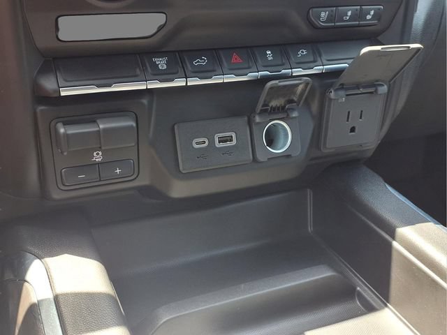 Certified 2022 Chevrolet Silverado 2500 LTZ w/ LTZ Convenience Package AWD/4WD image 10