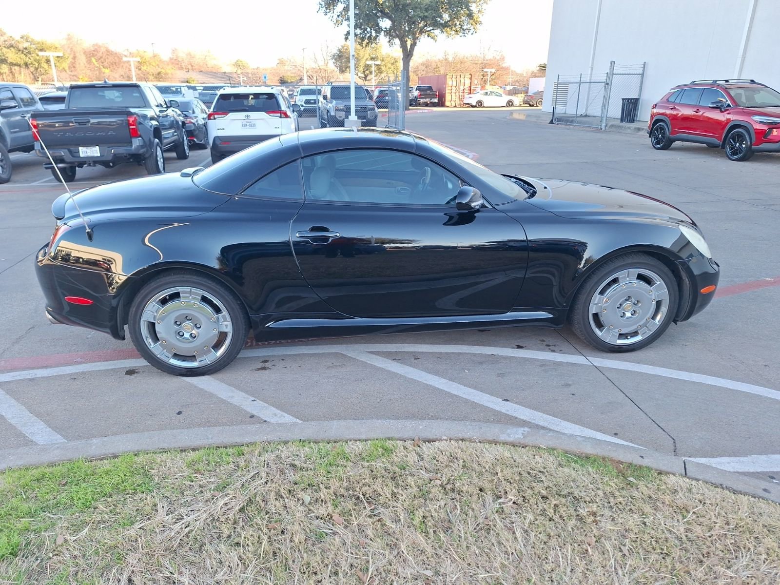 Used 2002 Lexus SC 430 Convertible image 7