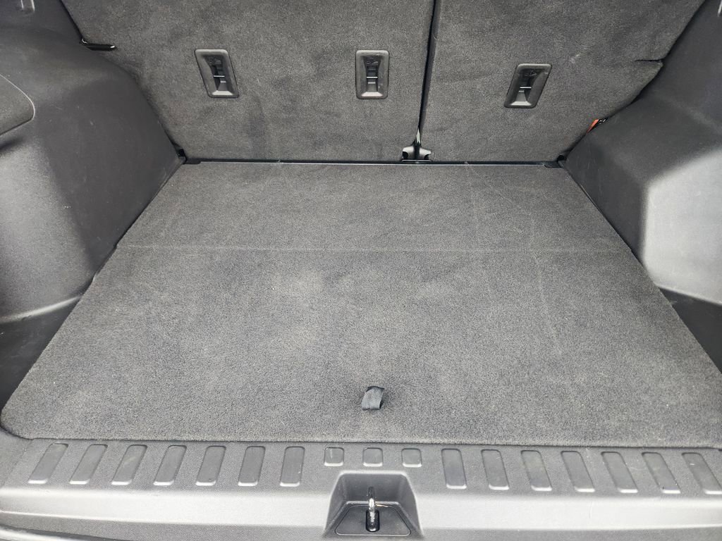 Used 2021 Chevrolet Equinox LS w/ LS Convenience Package FWD image 31