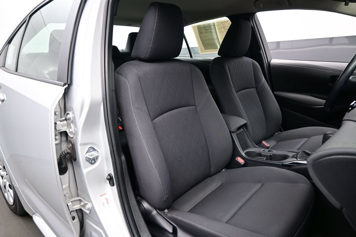 Used 2024 Toyota Corolla LE FWD image 13