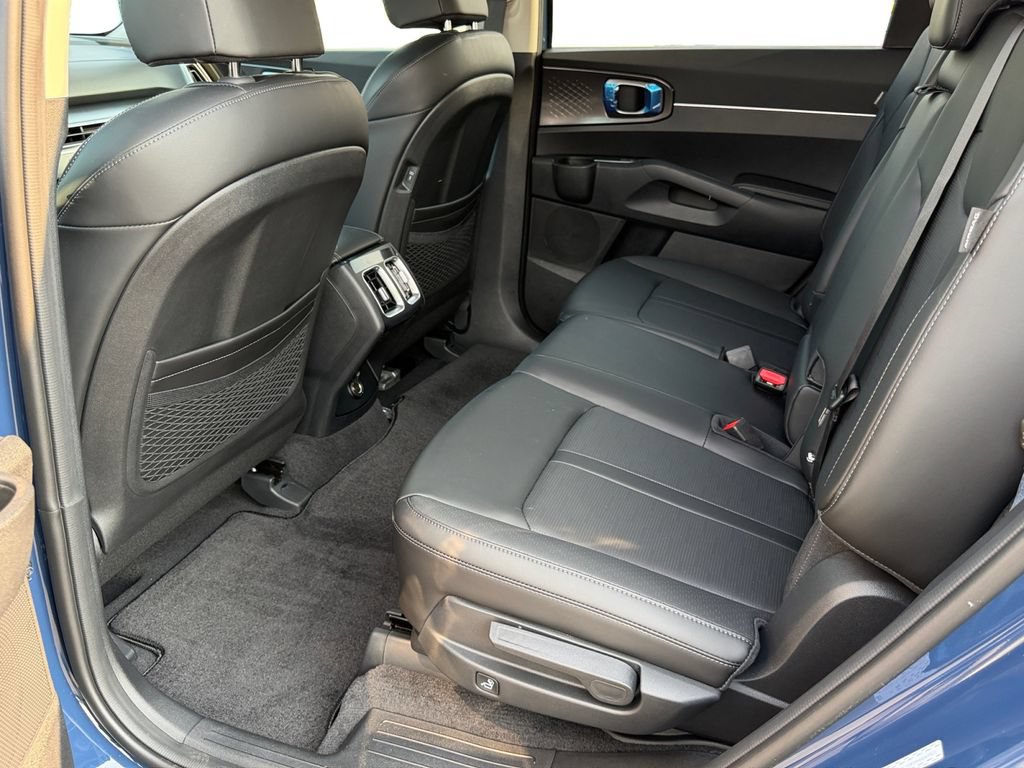 New 2026 Kia Sorento S FWD image 10