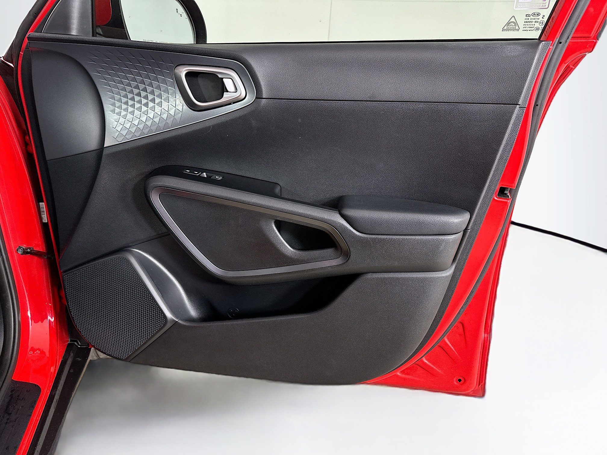 Used 2020 Kia Soul S image 30