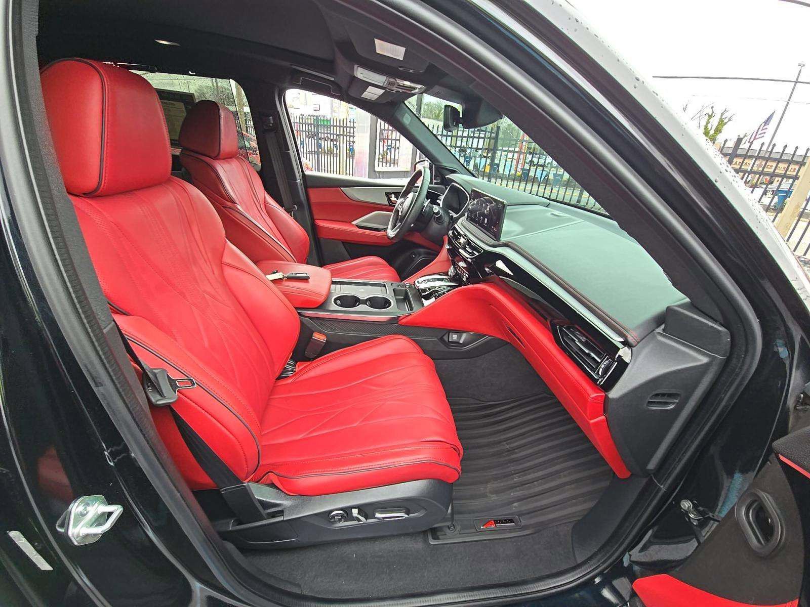 Used 2025 Acura MDX A-Spec AWD/4WD image 14