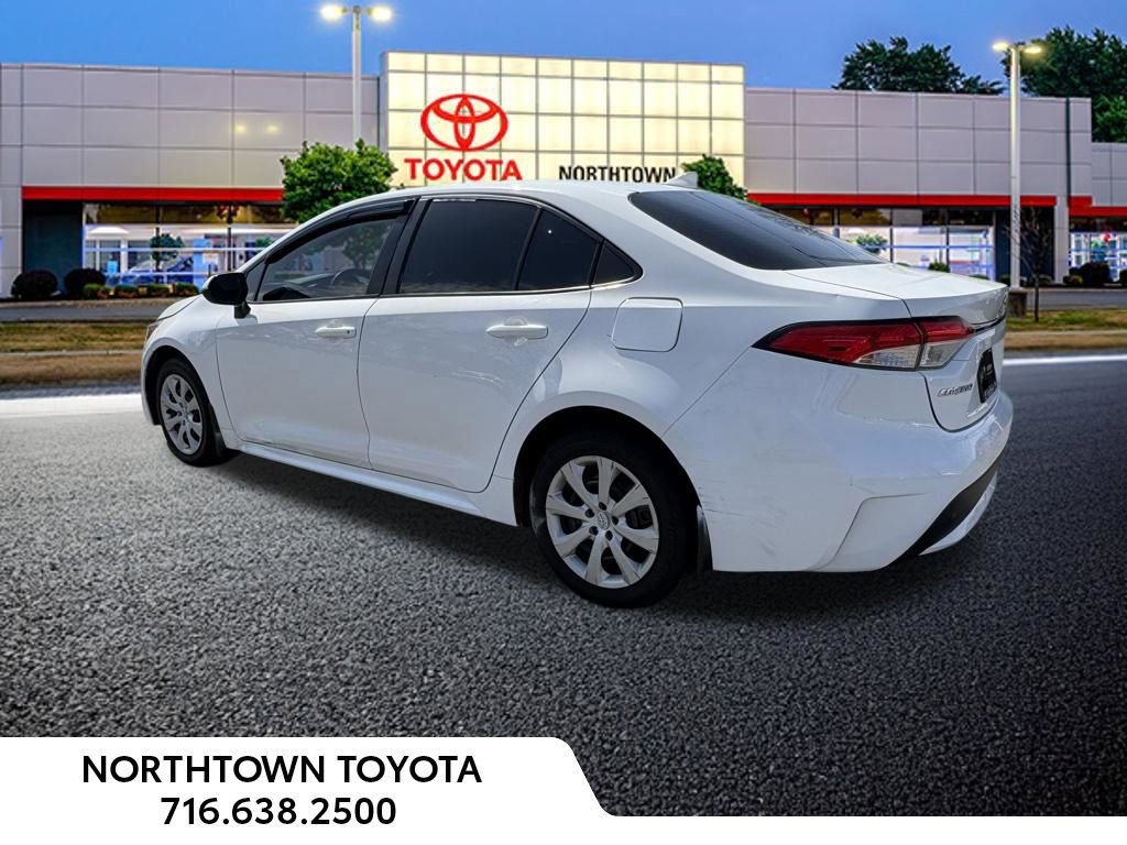 Used 2021 Toyota Corolla LE w/ Carpet Mat Package (TMS) image 3