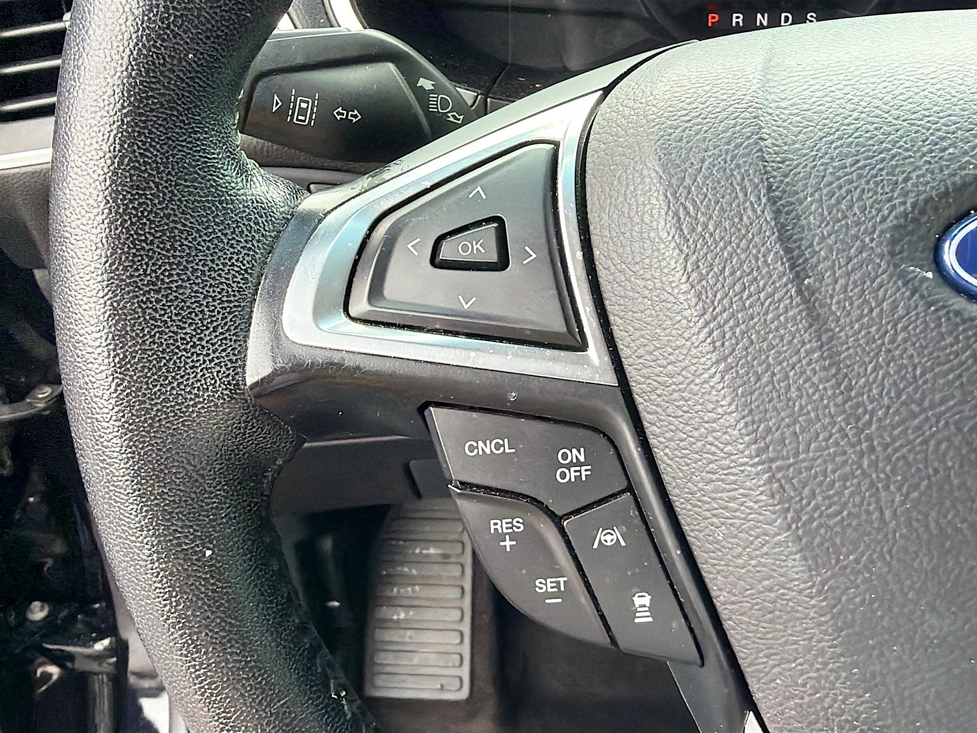 Used 2020 Ford Edge Titanium w/ Equipment Group 301A FWD image 37