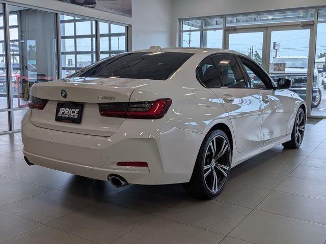 Used 2023 BMW 330i Sedan RWD image 5