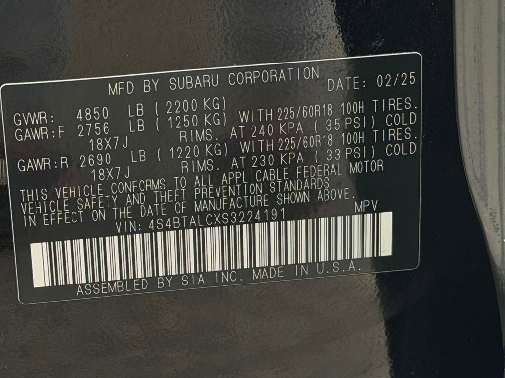 Used 2025 Subaru Outback Onyx Edition image 28