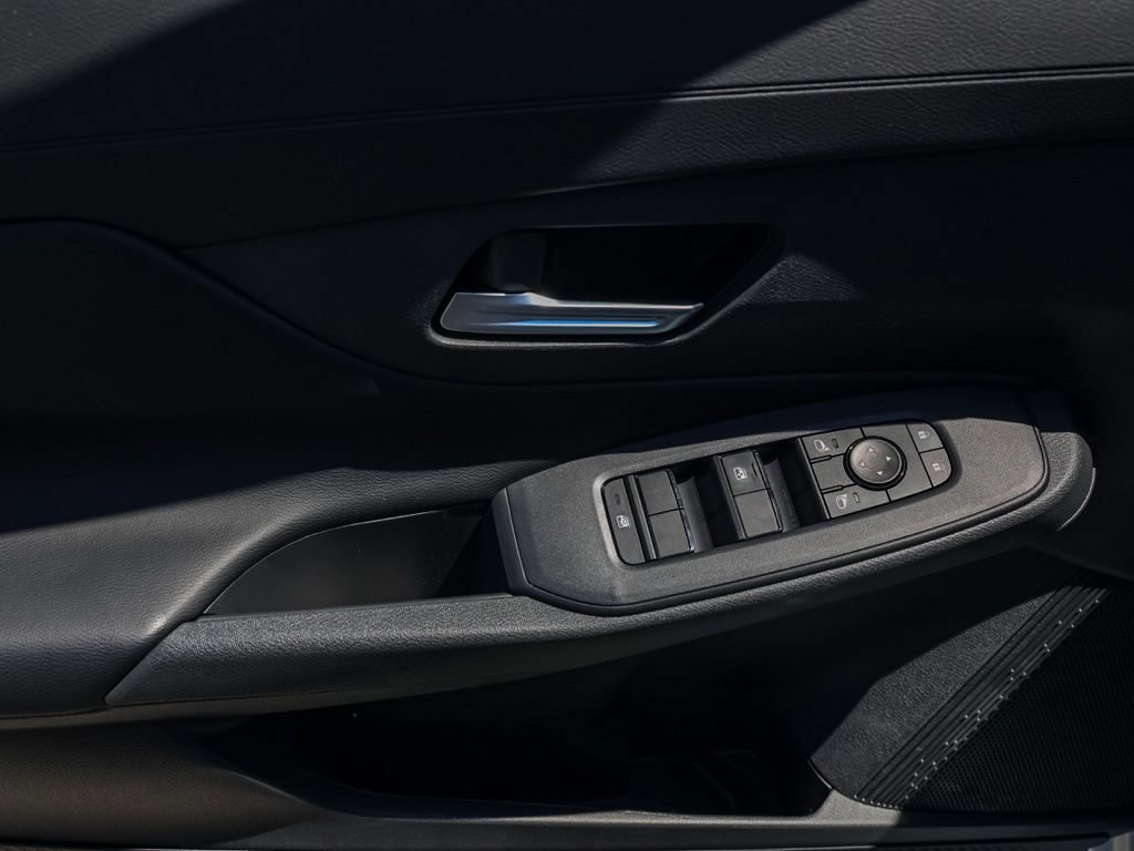 New 2026 Nissan Sentra SV w/ Floor Mat Package FWD image 23