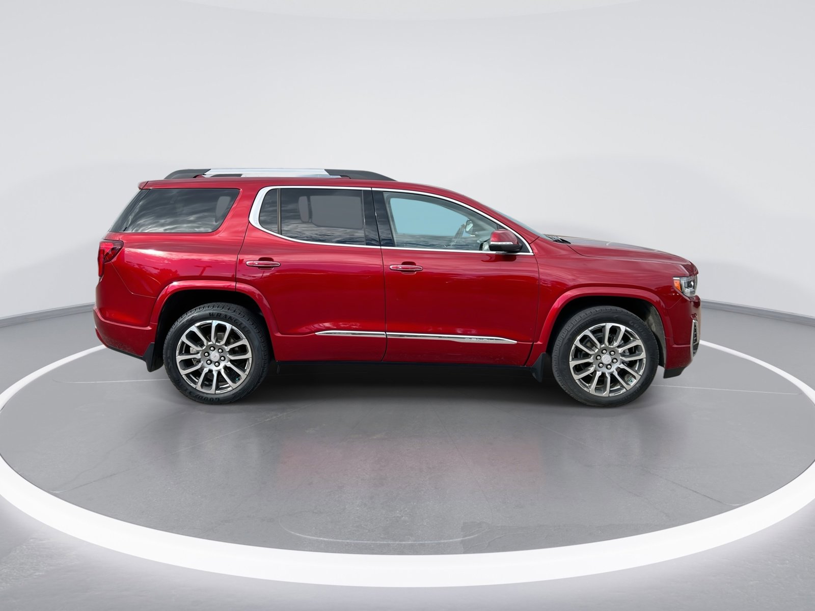 Used 2023 GMC Acadia Denali w/ Denali Ultimate Package image 9