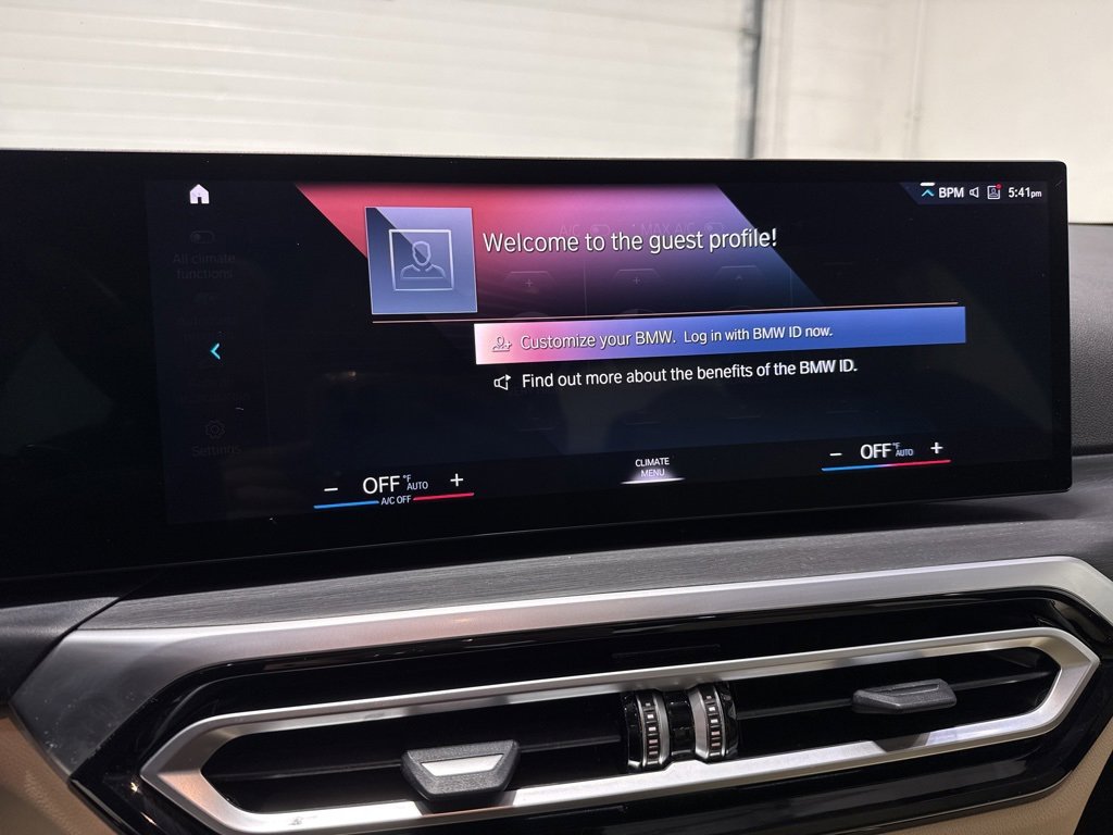 Used 2024 BMW 330i xDrive Sedan w/ Convenience Package image 21