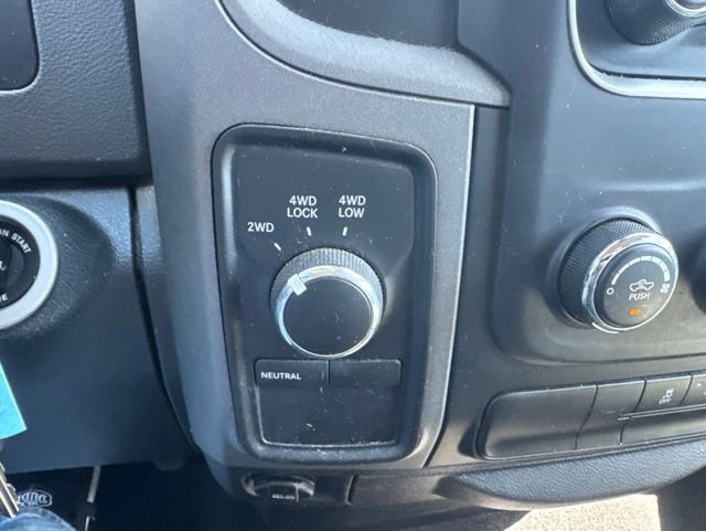Used 2014 RAM 1500 Express AWD/4WD image 19