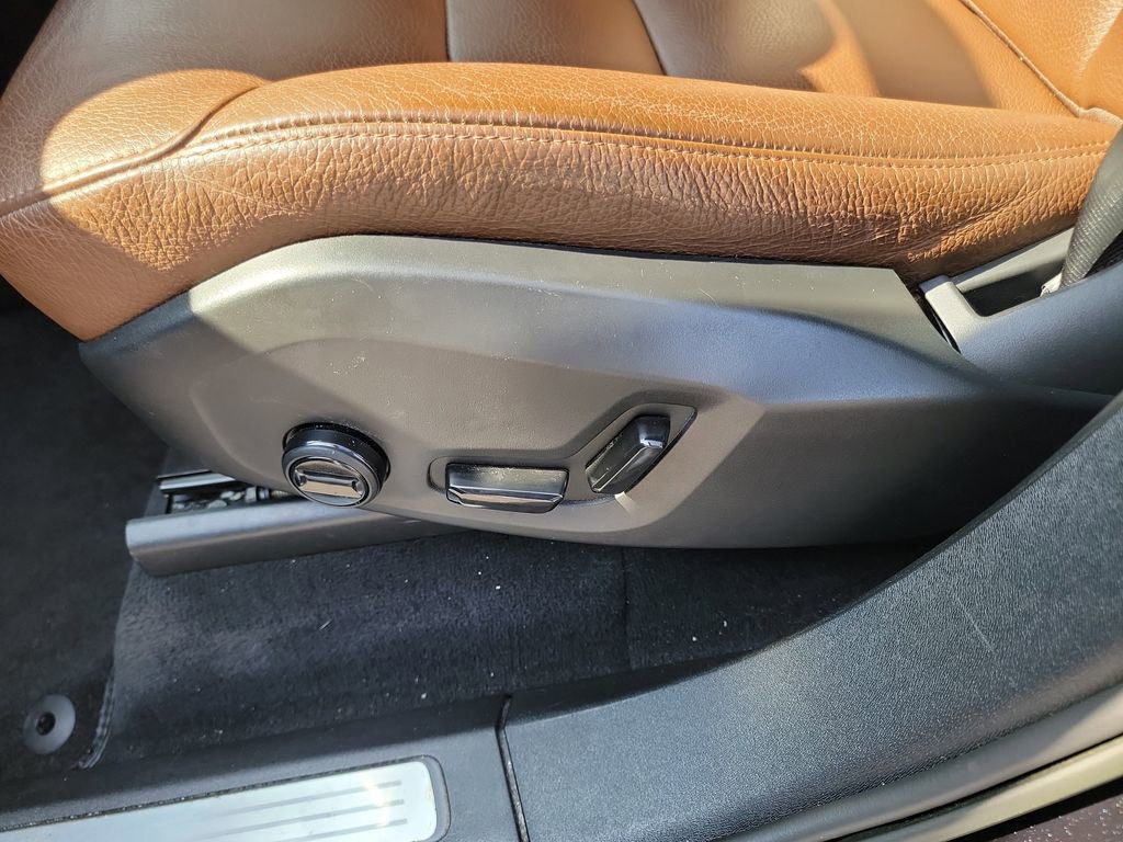 Used 2023 Volvo XC90 B6 Plus w/ Protection Package Premier image 23