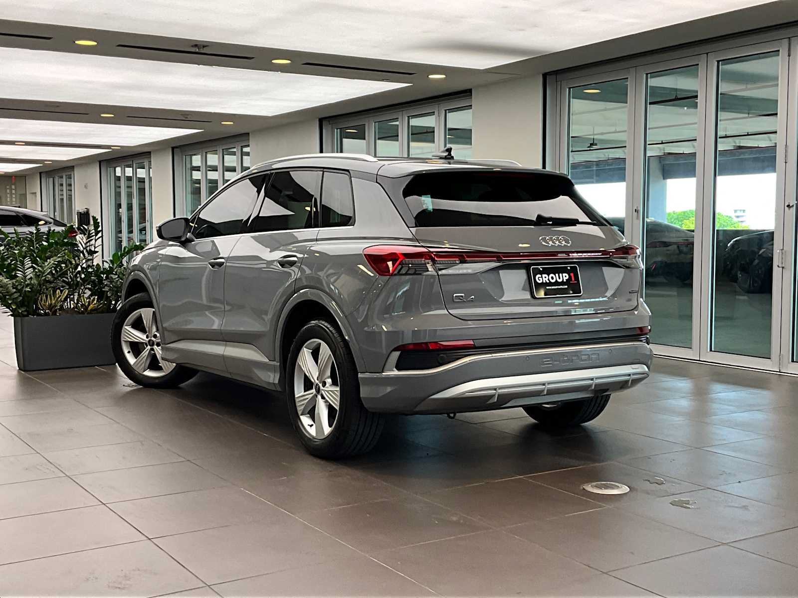Used 2024 Audi Q4 e-tron Premium AWD/4WD image 5
