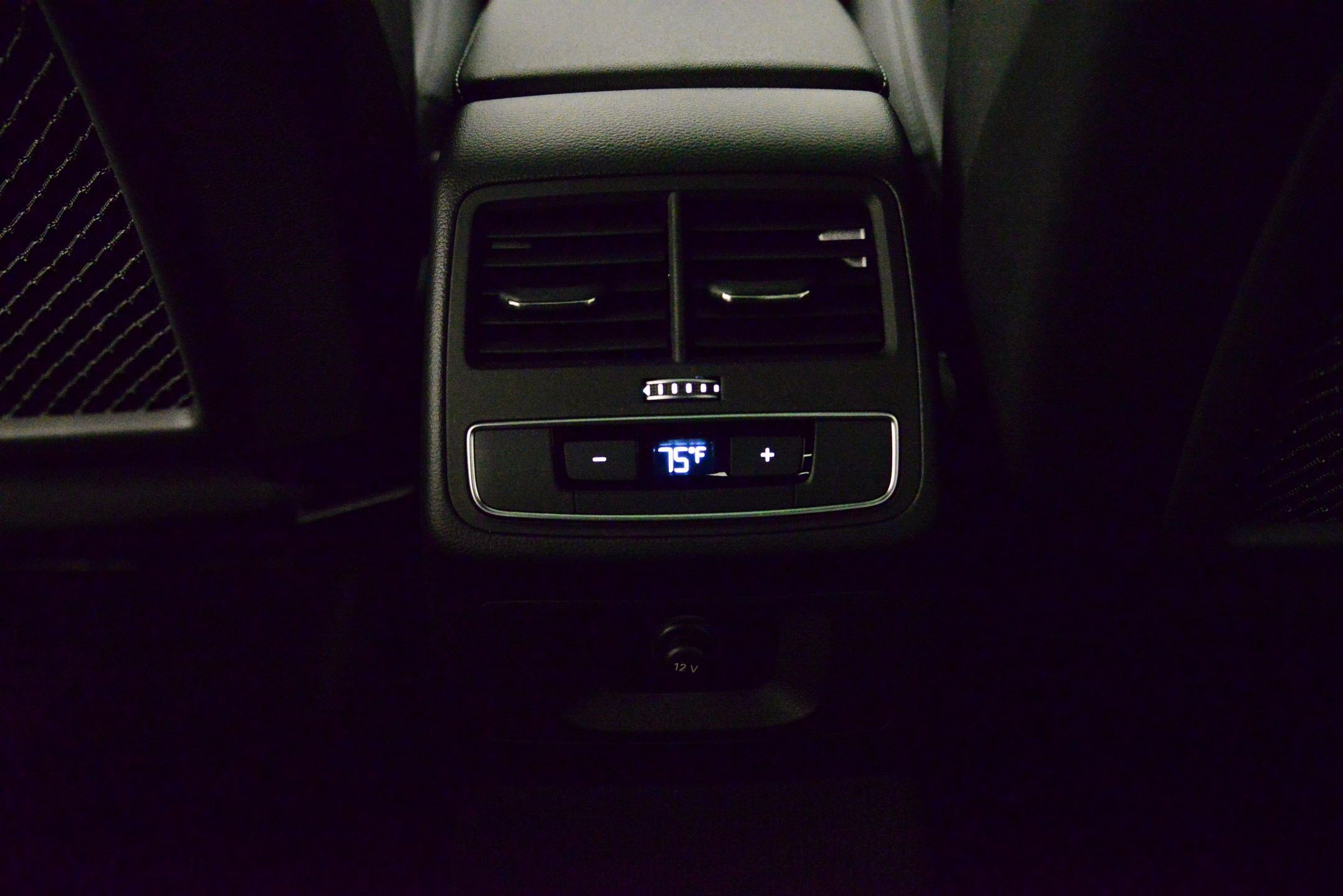 Certified 2023 Audi A4 2.0T Premium w/ Convenience Package image 27