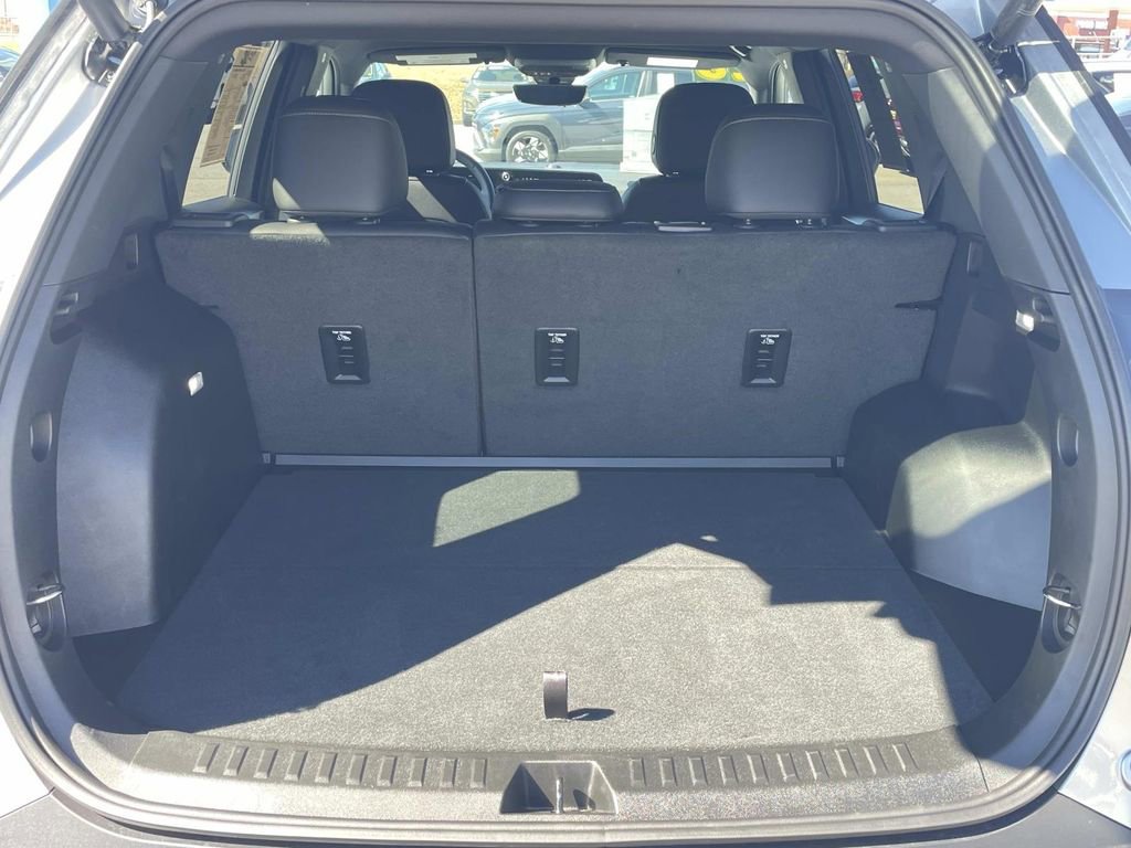 New 2026 Chevrolet Equinox LT w/ Convenience Package II image 11