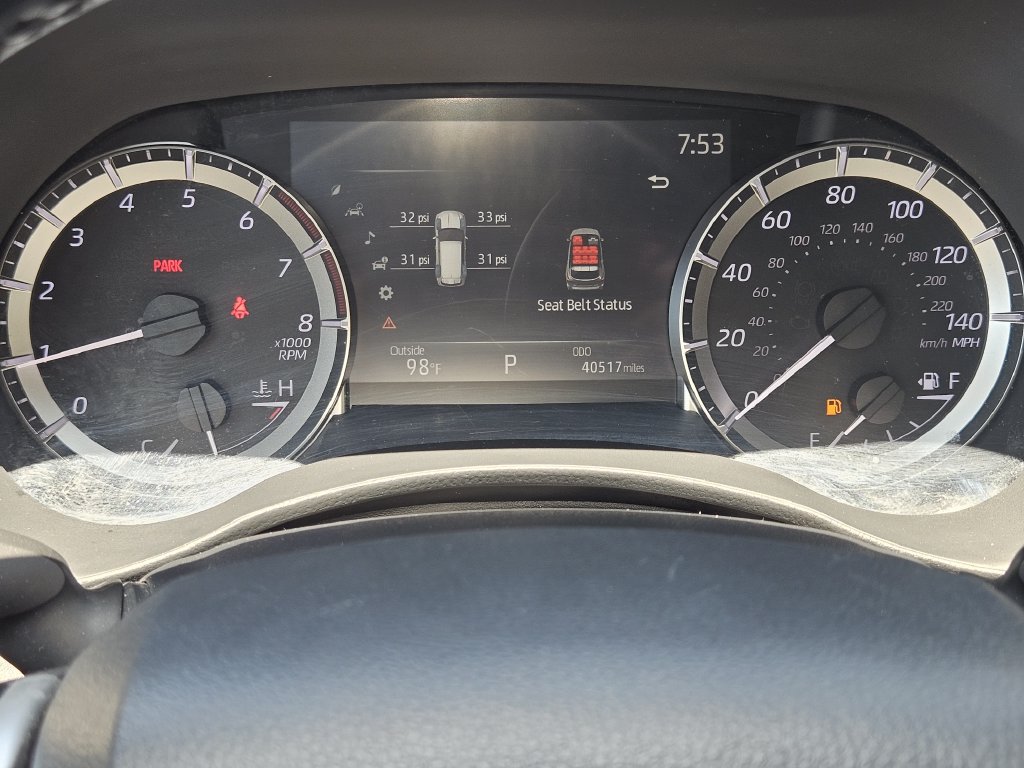 Used 2023 Toyota Highlander LE FWD image 17