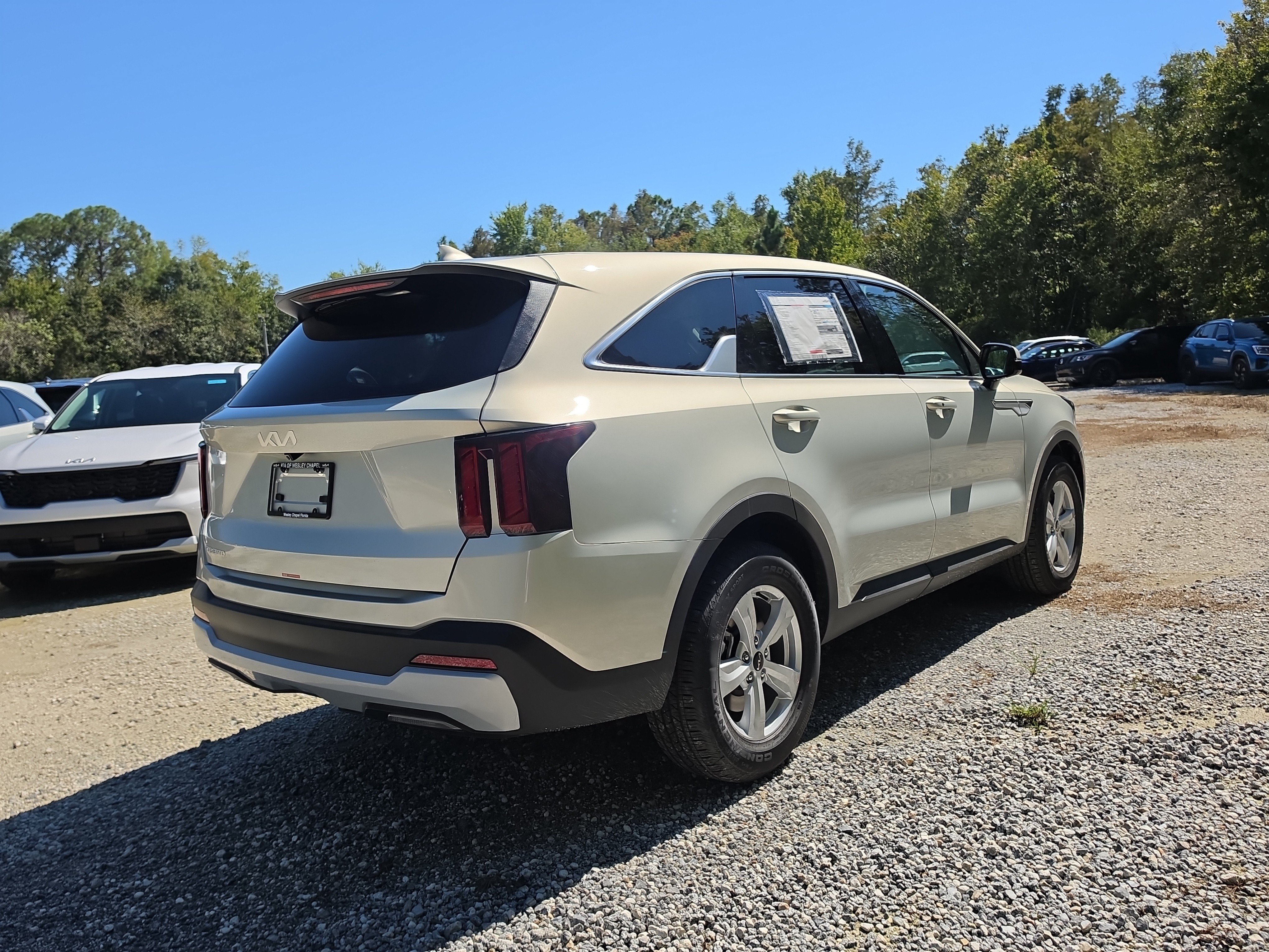 New 2026 Kia Sorento LX FWD image 8