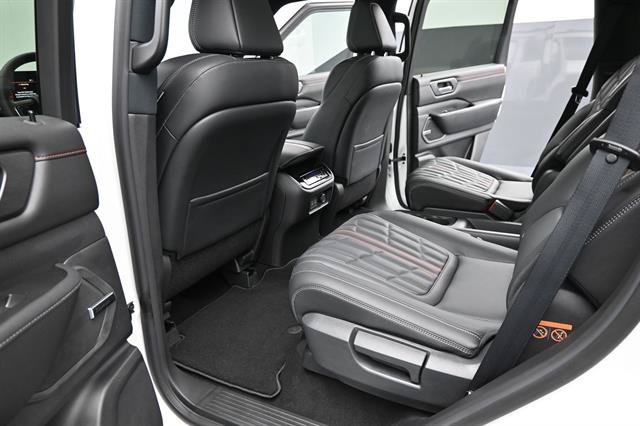 New 2026 Nissan Armada PRO-4X AWD/4WD image 14