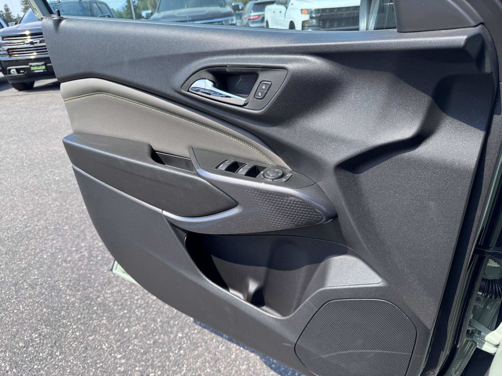 New 2026 Chevrolet Trax ACTIV w/ Driver Confidence Package FWD image 26