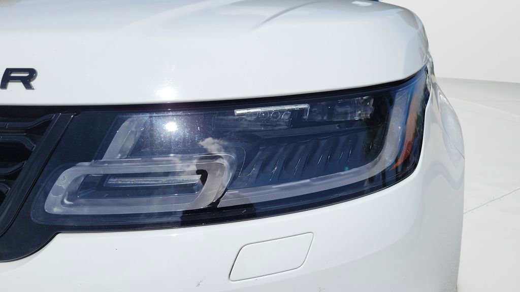 Used 2020 Land Rover Range Rover Sport HST image 17