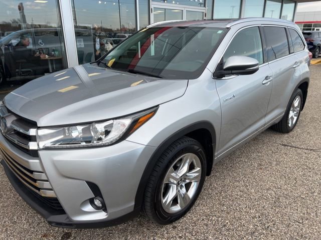 Used 2019 Toyota Highlander Limited AWD/4WD image 3