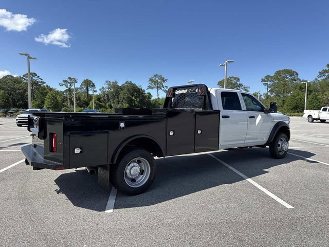 New 2026 RAM 5500 Tradesman AWD/4WD image 3