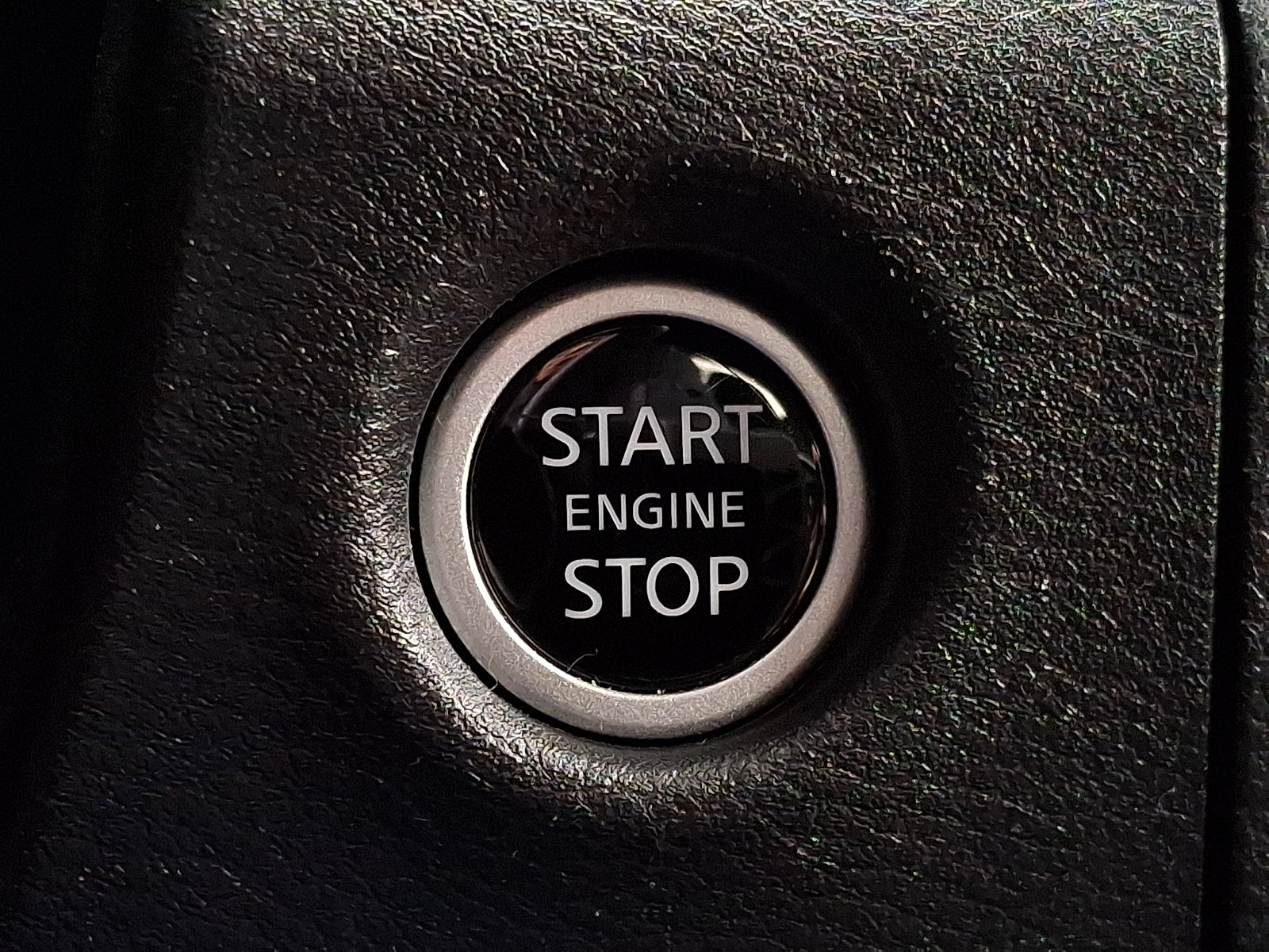 Certified 2025 Nissan Frontier PRO-4X AWD/4WD image 21
