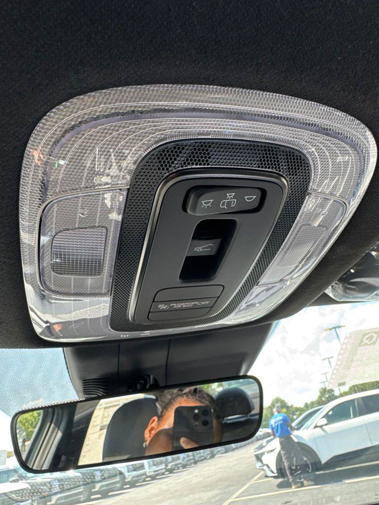 New 2026 Hyundai Elantra SEL Sport FWD image 18