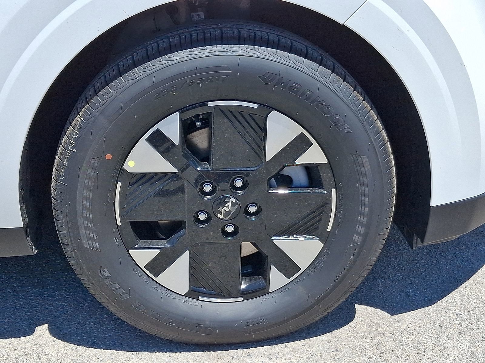 New 2026 Kia Carnival LXS FWD image 9