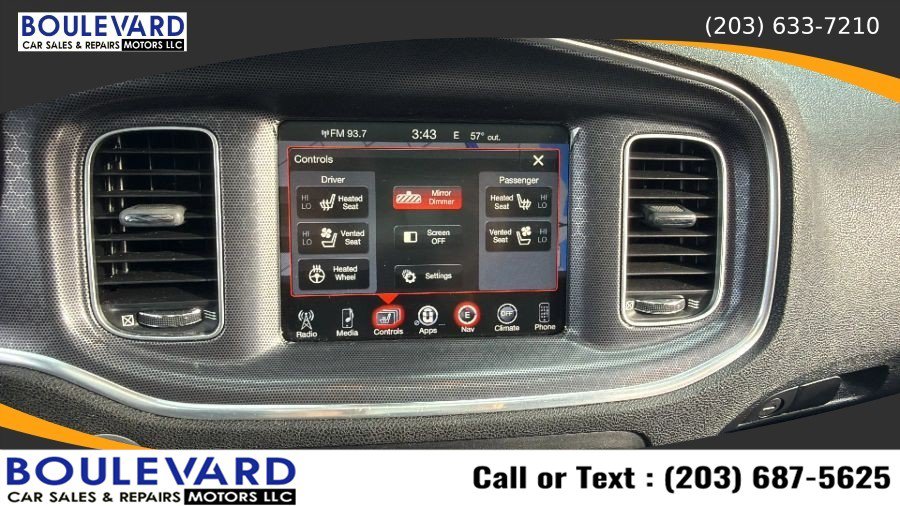 Used 2016 Dodge Charger R/T RWD image 19