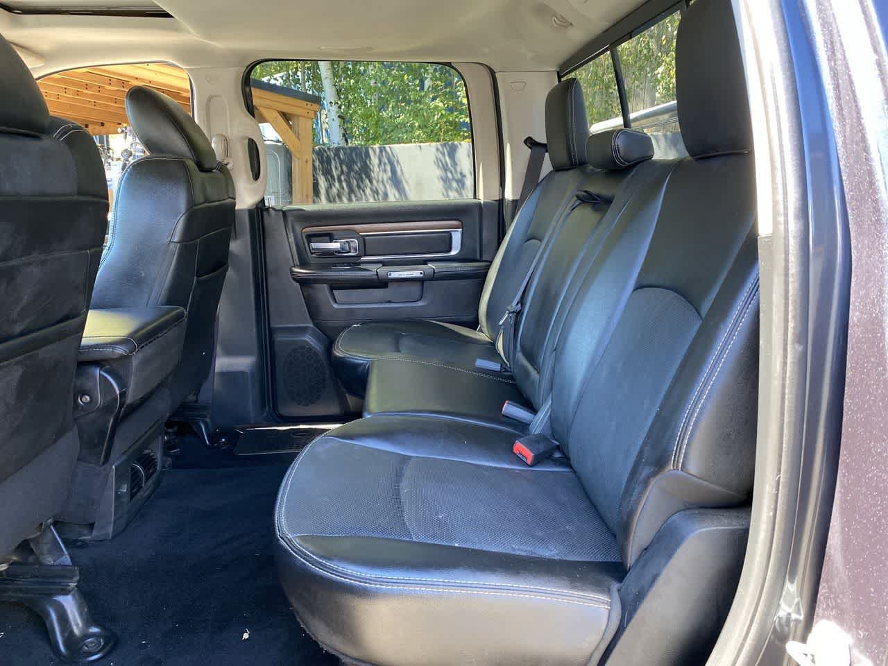 Used 2014 RAM 1500 Laramie w/ Convenience Group AWD/4WD image 15