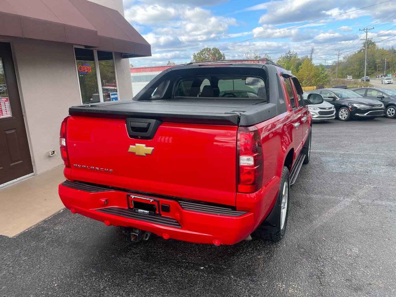 Used 2012 Chevrolet Avalanche LT w/ All-Star Edition image 6