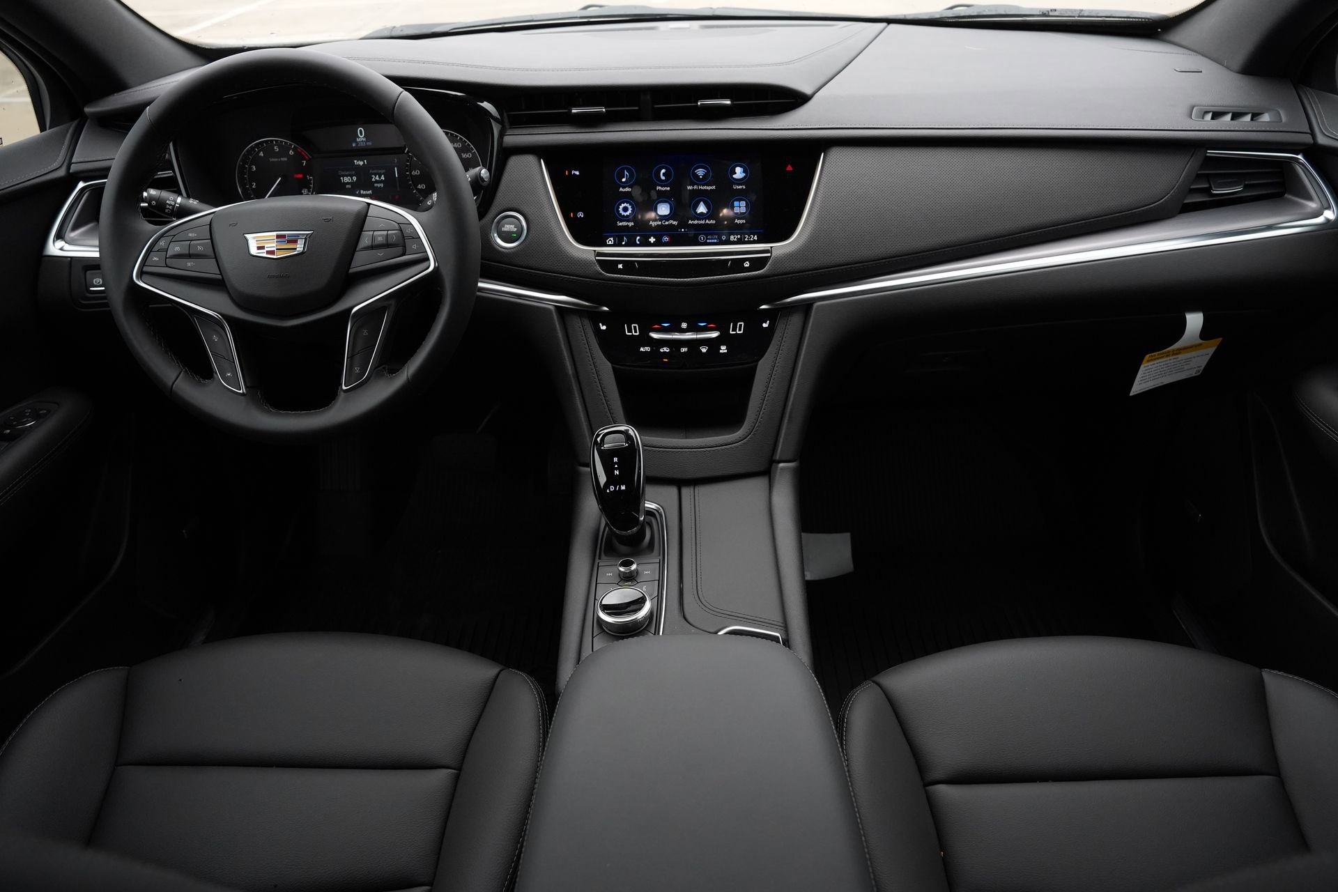 New 2026 Cadillac XT5 Luxury w/ LPO, Floor Liner Package image 7