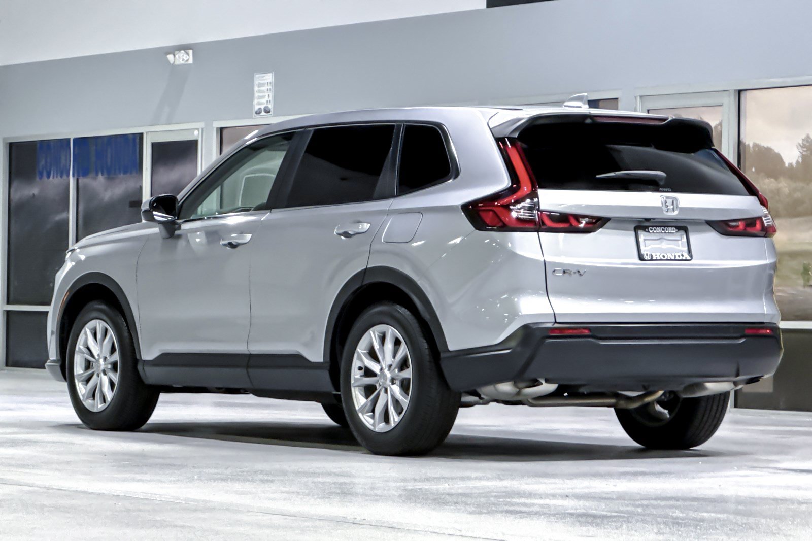 Used 2024 Honda CR-V EX-L image 3
