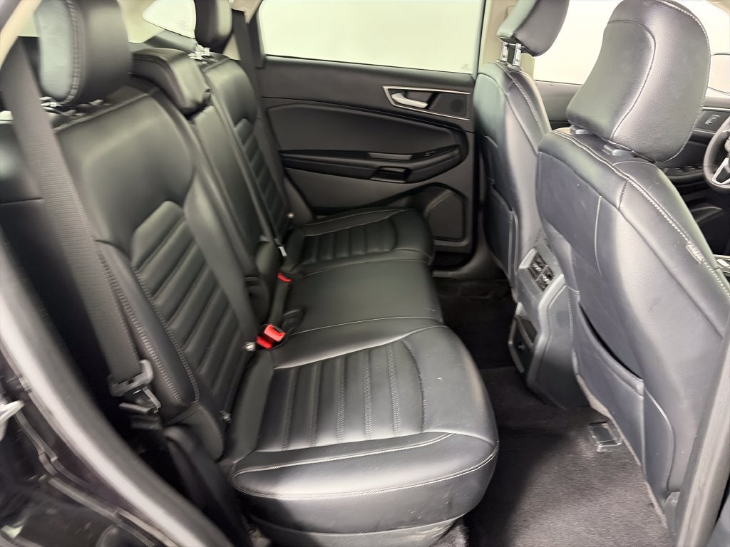 Used 2024 Ford Edge SEL AWD/4WD image 29