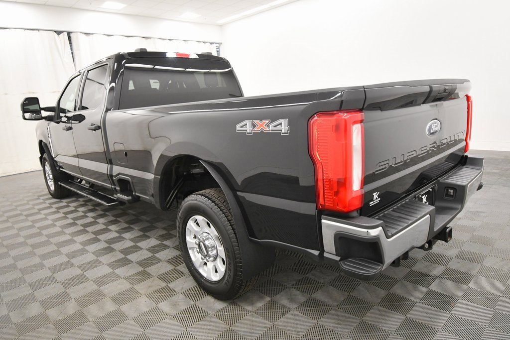 Used 2023 Ford F250 XLT image 5