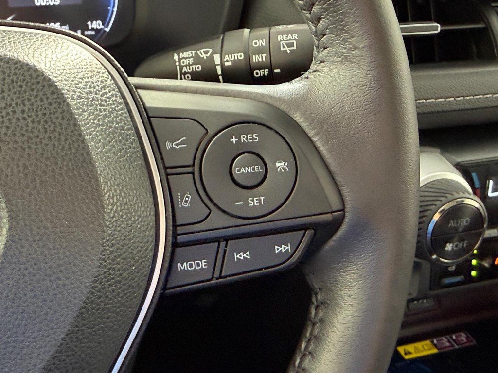 Used 2023 Toyota RAV4 Limited AWD/4WD image 24