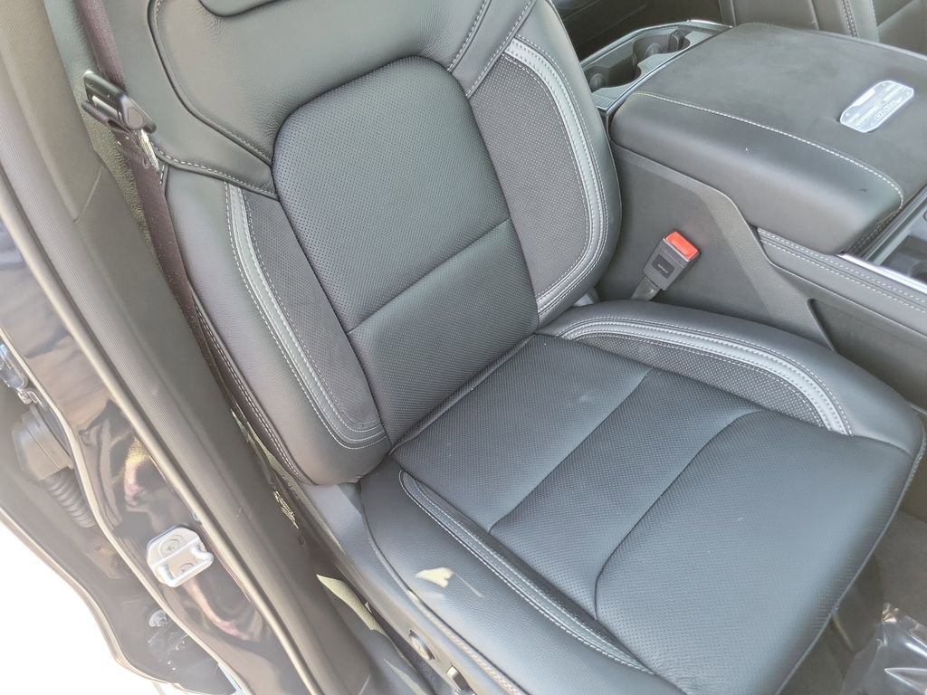 Used 2026 RAM 1500 RHO image 25