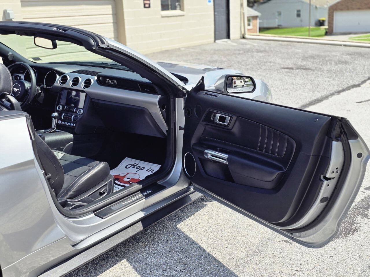 Used 2020 Ford Mustang Premium RWD image 19