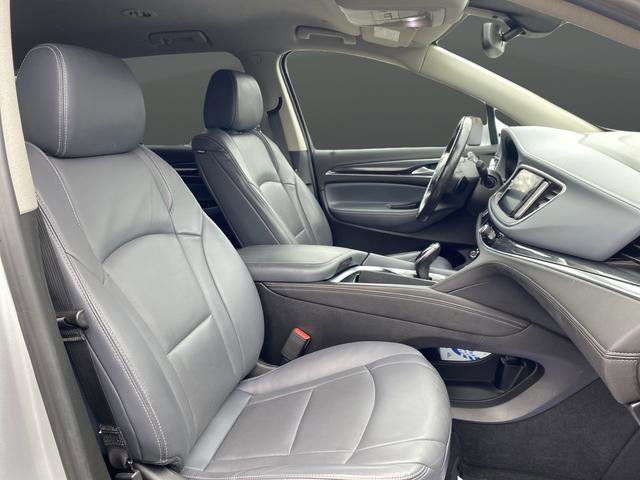 Used 2018 Buick Enclave Premium image 16