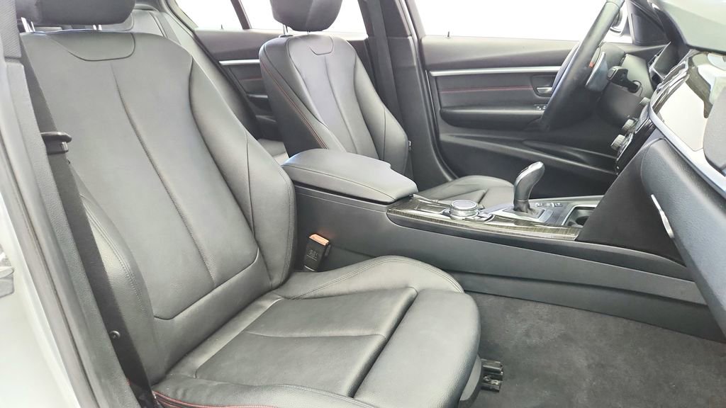 Used 2016 BMW 328i xDrive Sedan image 28