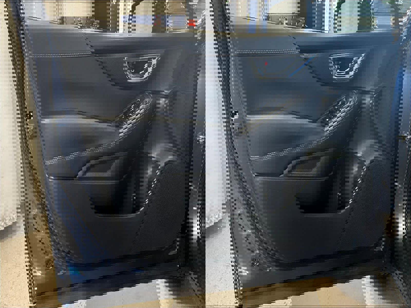 Used 2023 Subaru Forester Premium image 9