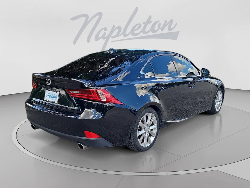 Used 2016 Lexus IS 200t RWD image 6