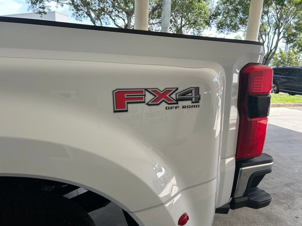 Used 2025 Ford F350 Lariat AWD/4WD image 20